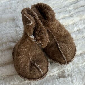 Alwero Wool Booties